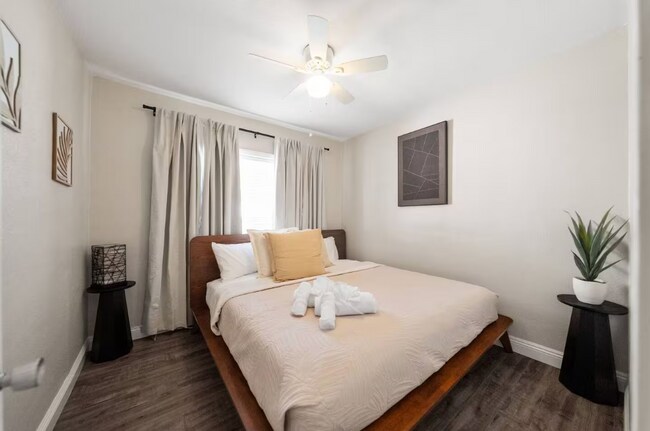 Foto del edificio - 4157 Edgewood Pl