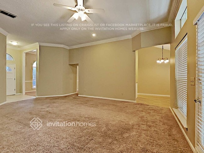 Building Photo - 11826 Clearwater Oaks Dr W