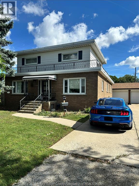 Building Photo - 2636 Meighen Rd
