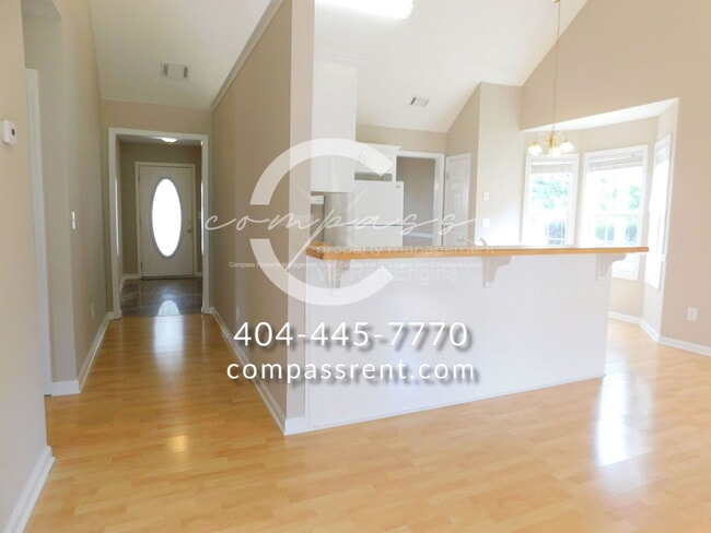 Building Photo - 428 Shadowbrooke Cir SW