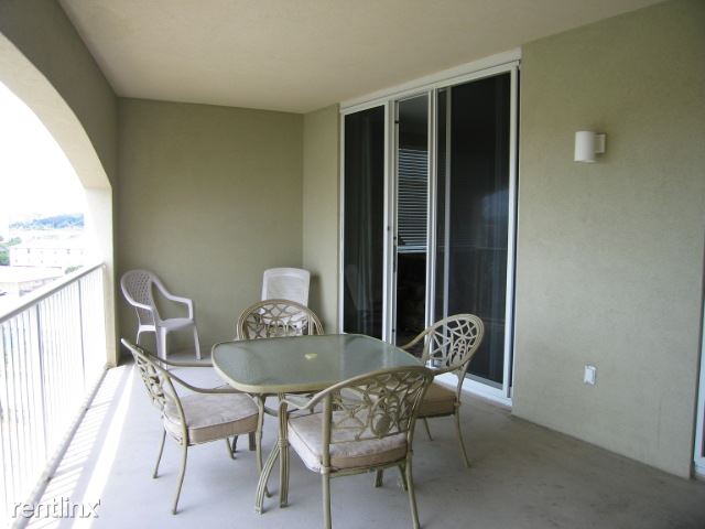Building Photo - 1150 Santa Rosa Blvd