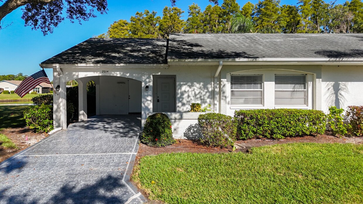 Absolutely stunning completely remodeled 2-bedroom 2 bath, 1,448 square foot home - Absolutely stunning completely remodeled 2-bedroom 2 bath, 1,448 square foot home