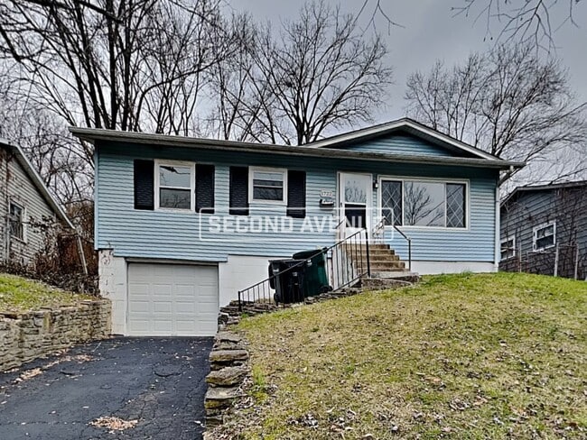 Building Photo - 1722 Monterey Ct