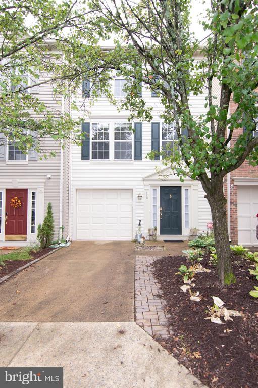 Building Photo - 110 Ingle Pl