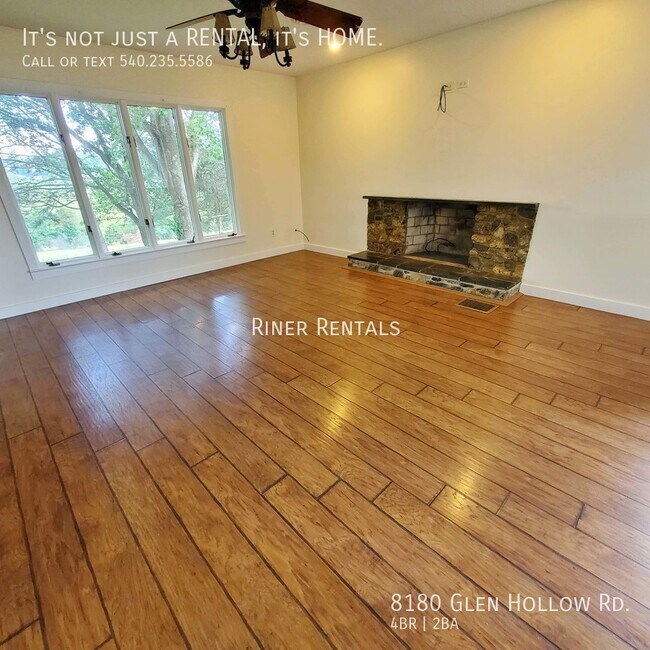 Foto del edificio - 8180 Glen Hollow Rd