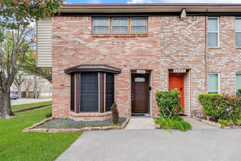 1601 Mapleton Dr, Houston, TX 77043 - Condo for Rent in Houston, TX ...