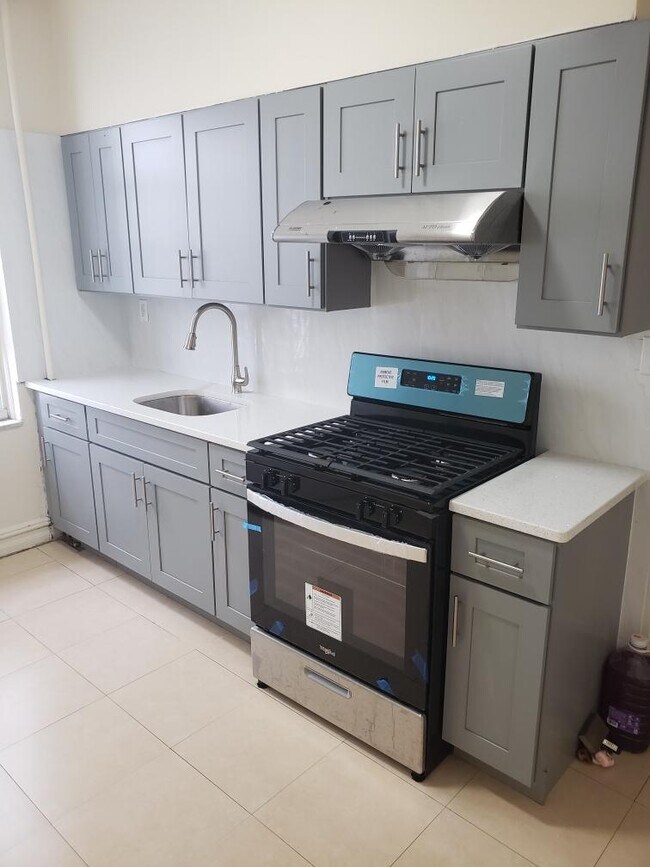 Foto del edificio - 1660 80th St