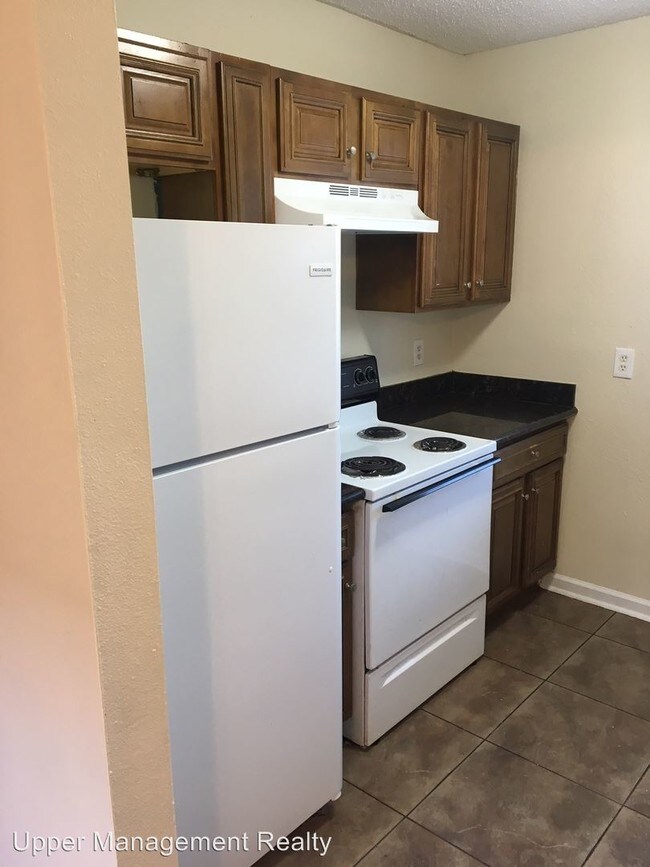 Building Photo - 1381 Annette St