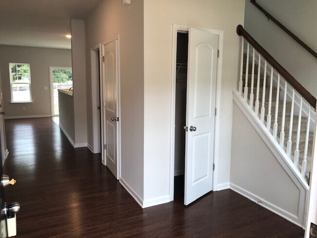 Building Photo - COMING SOON! Beautiful 3BR 2.5BA TownHouse w/ In-Unit Laundry • Garage Parking • Stainless Kitche...