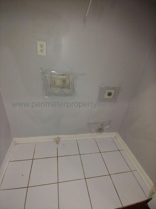Foto del edificio - WOW! Great Duplex Available Today!