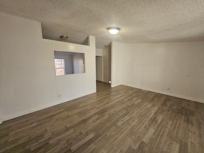Foto del edificio - Newly Remolded 3 Bedroom Manufactured Home...