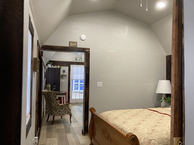 Foto del edificio - 2924 Richmond Way