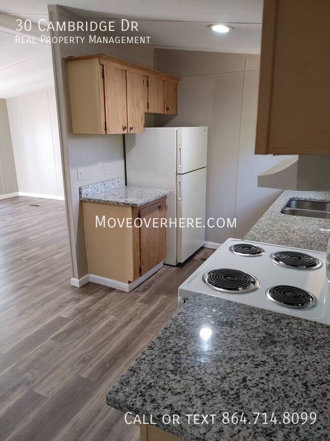 Photo - 30 Cambridge Dr House