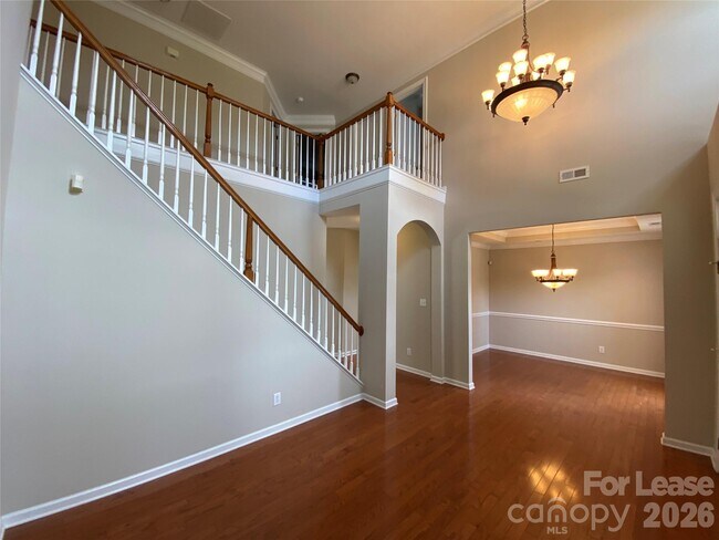 Building Photo - 13921 Daltrey Ln