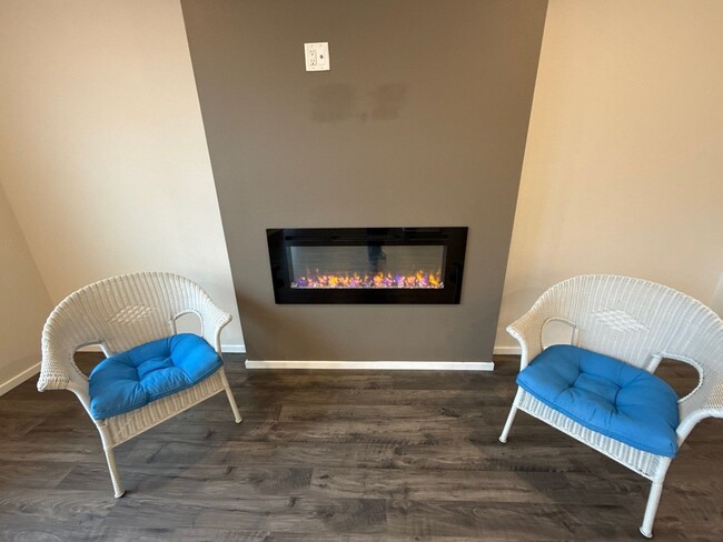 Foto del edificio - 4770 Daiquiri Ave NE