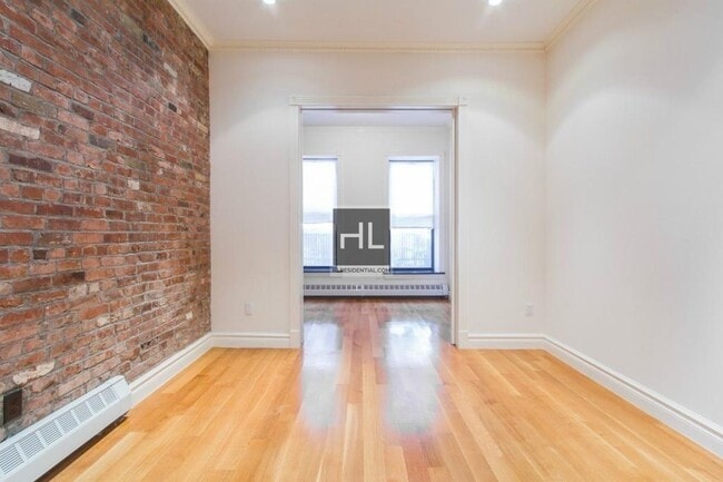 Building Photo - East 28th Street