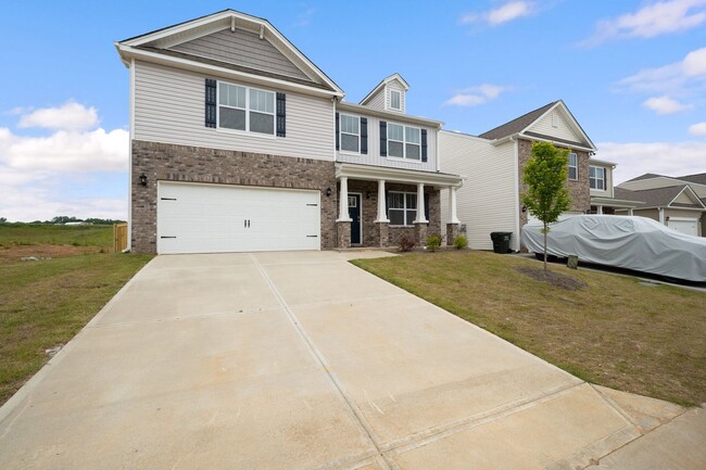 Building Photo - 340 Fenwick Dr