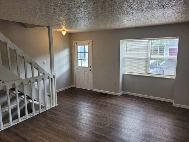 Foto del edificio - 872 Upholland Ln