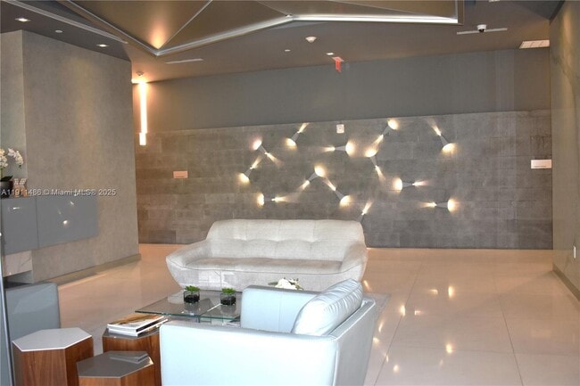 Foto del edificio - 9940 W Bay Harbor Dr