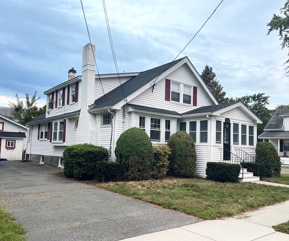 Foto principal - 105 Narragansett Rd