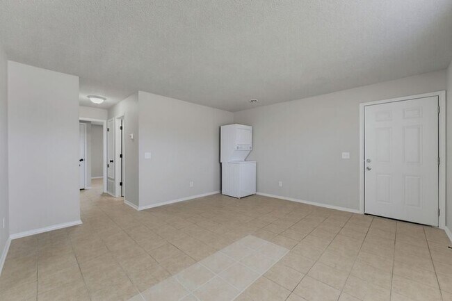 Building Photo - 1247 W Sunset Dr