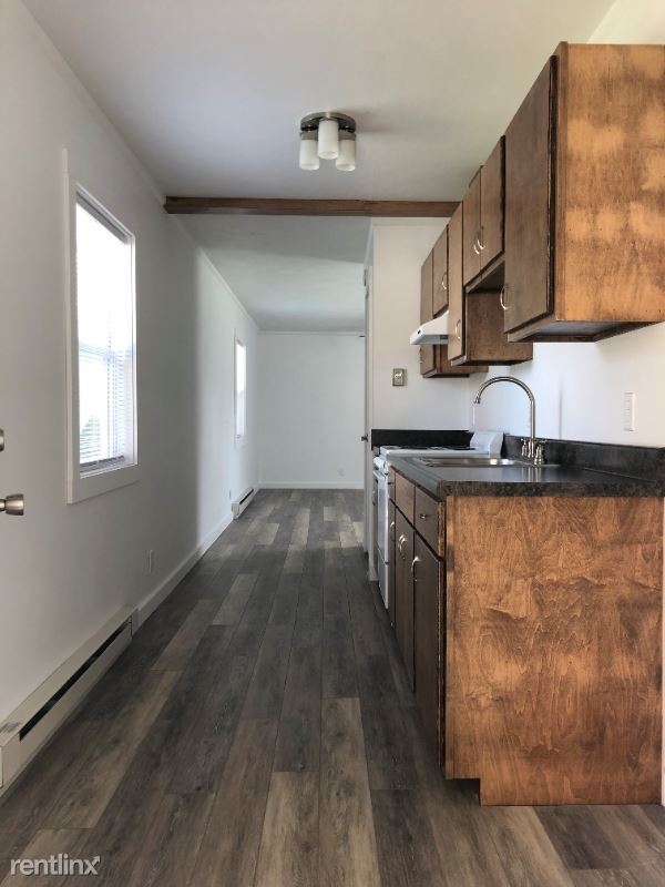 Foto principal - 340 S Washington St