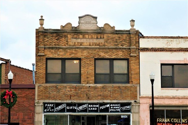 Building Photo - 13341 Michigan Ave