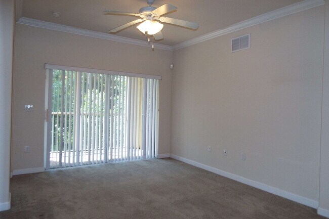 Foto del edificio - 13141 Bella Casa Cir