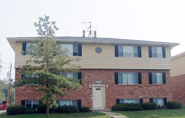 Primary Photo - 3528-3536 Heatherton Dr