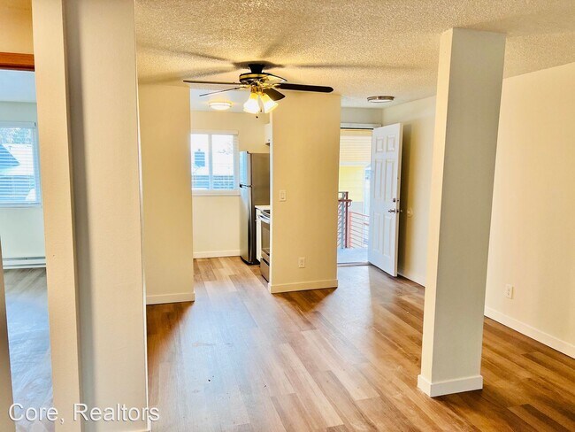 Foto del edificio - 2 br, 1 bath House - 12642 NW Barnes Rd, #7