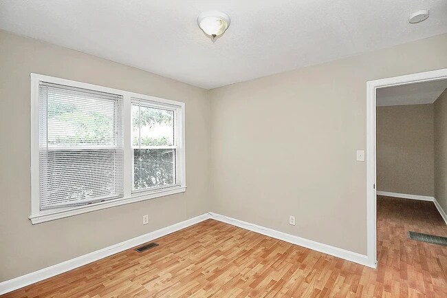 Foto del edificio - 2401 Celia Ave