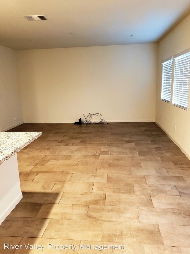 Building Photo - 4 br, 2.5 bath House - 3748 Bridgehaven Way