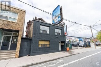 Building Photo - 306-306 Greenwood Ave