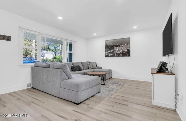Foto del edificio - 1506 Evergreen Ave