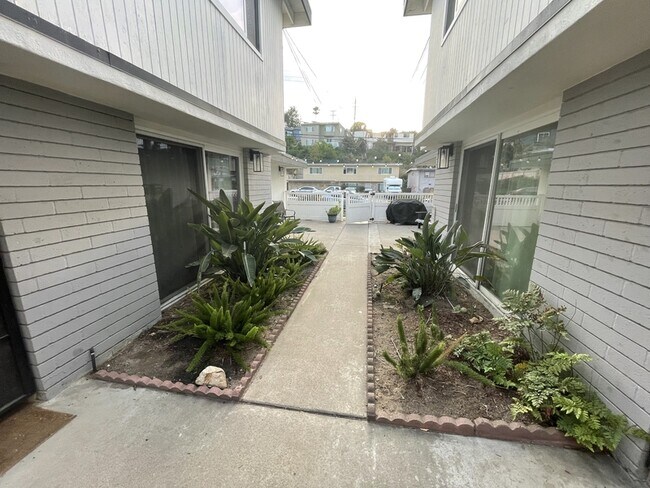 Foto del edificio - 3782 Dove St