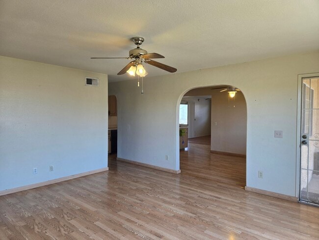 Building Photo - 10630 Trigal Way