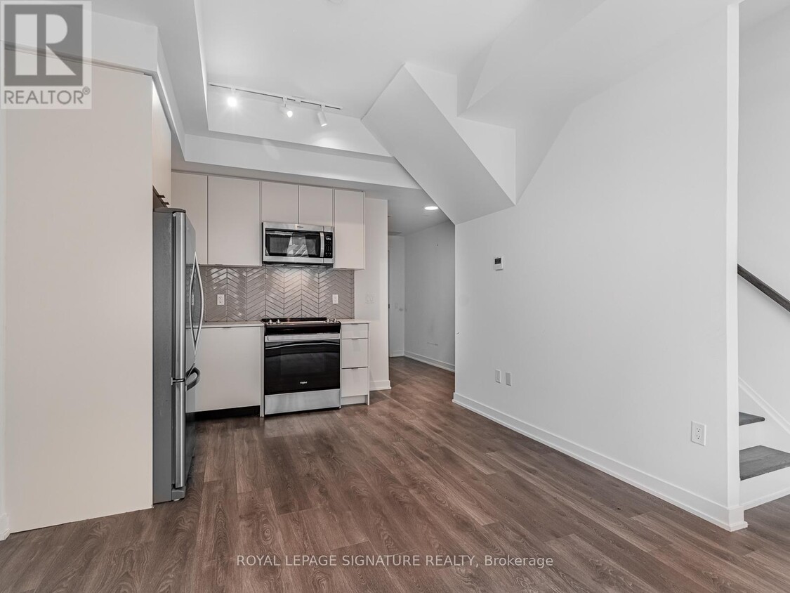 Photo principale - 1608 Charles St