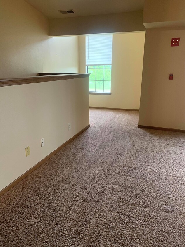 Foto principal - 1070 Prospect Ave