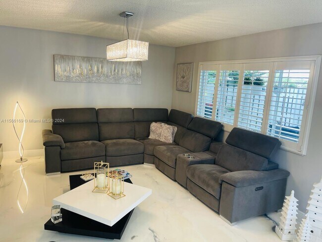 Foto del edificio - 16356 SW 97th Terrace