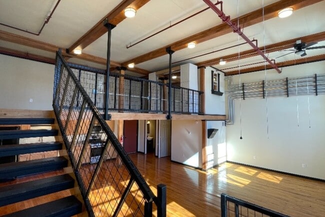 Building Photo - Rittersville Lofts