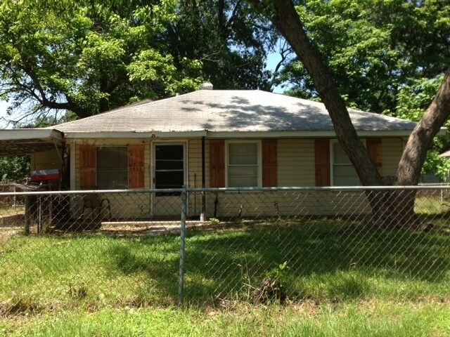 Primary Photo - 3032 Conmar St