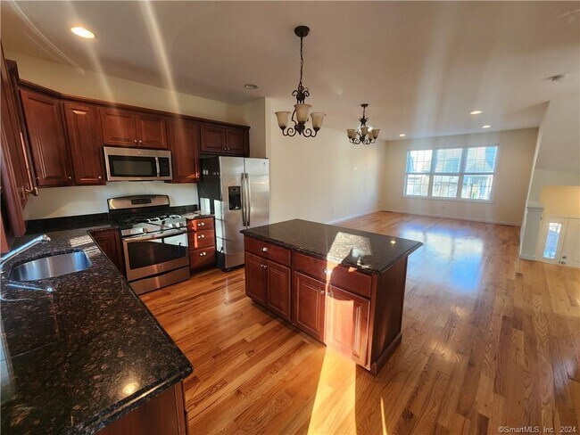 Foto del edificio - 12 Oak Branch Dr