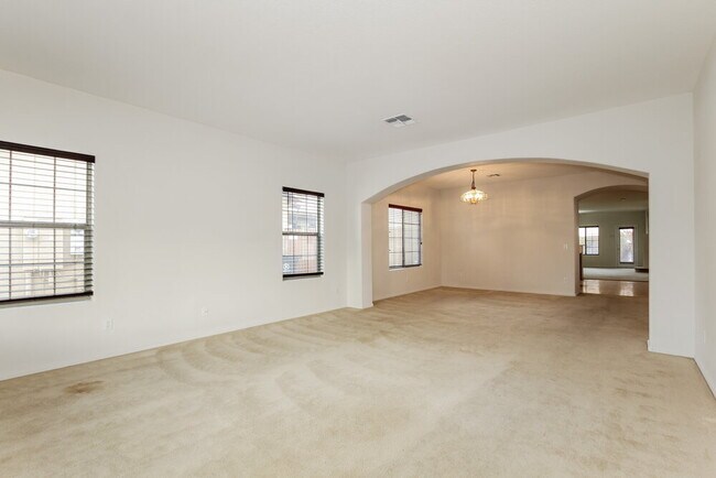 Foto del edificio - 15311 N 159th Dr