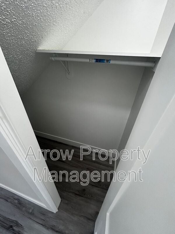 Building Photo - 1250 S Jackson St