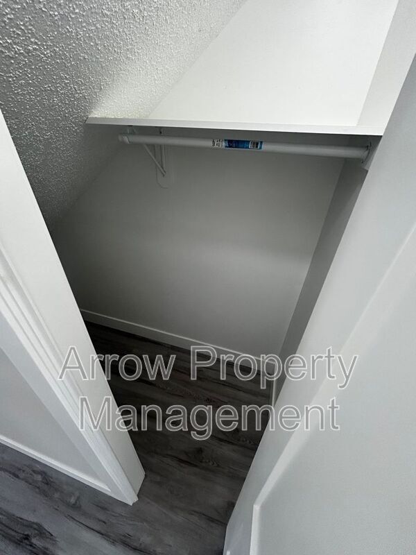 Foto del edificio - 1250 S Jackson St