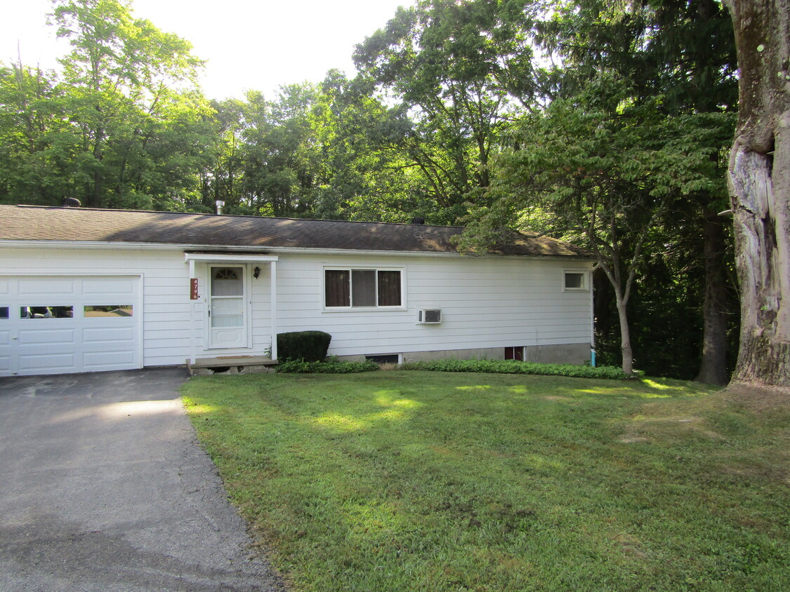 Primary Photo - 4796 PA-8
