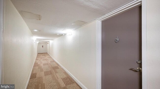 Building Photo - 4970 Battery Ln