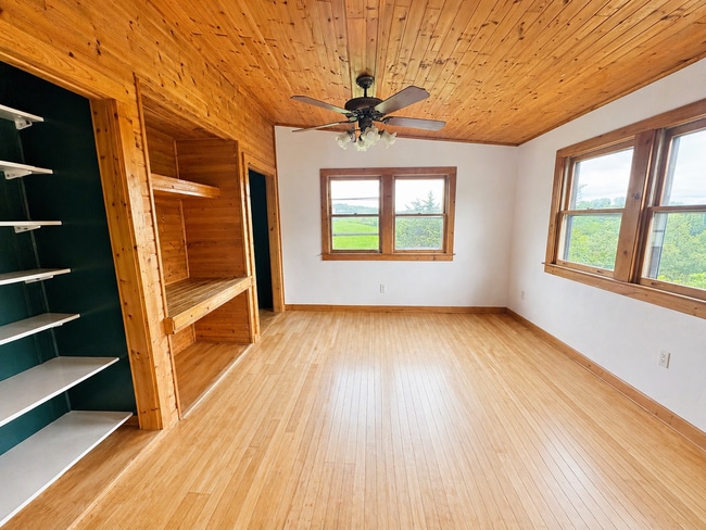 Building Photo - Remodeled Home on Nearly Half an Acre with Beautiful Country Views