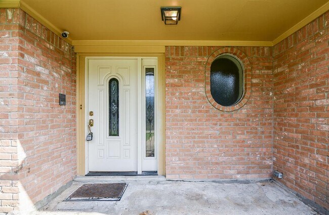 Building Photo - 21223 Park Wick Ln