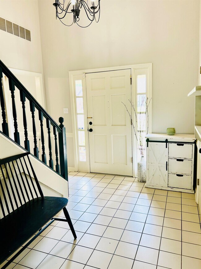 Foto del edificio - 3738 Brook Trail Ln